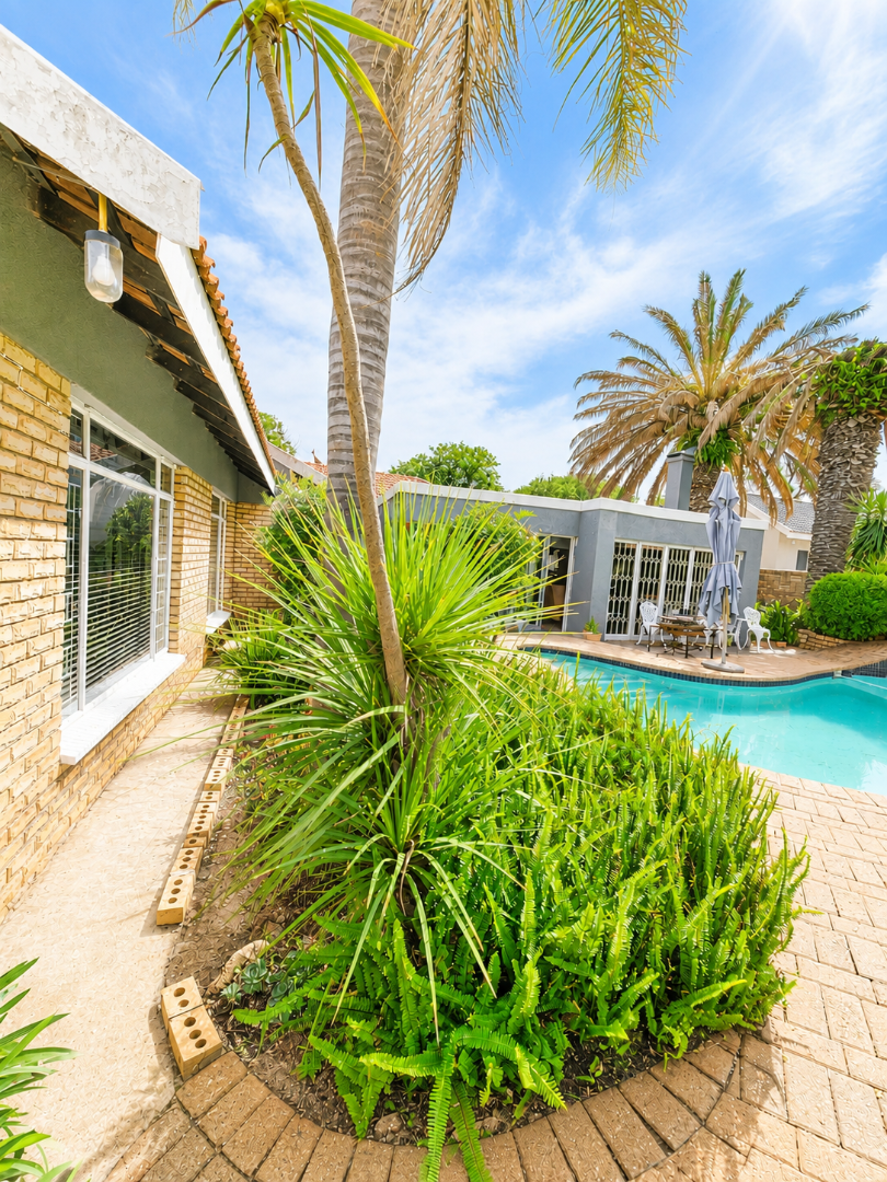 4 Bedroom Property for Sale in Wilkoppies North West